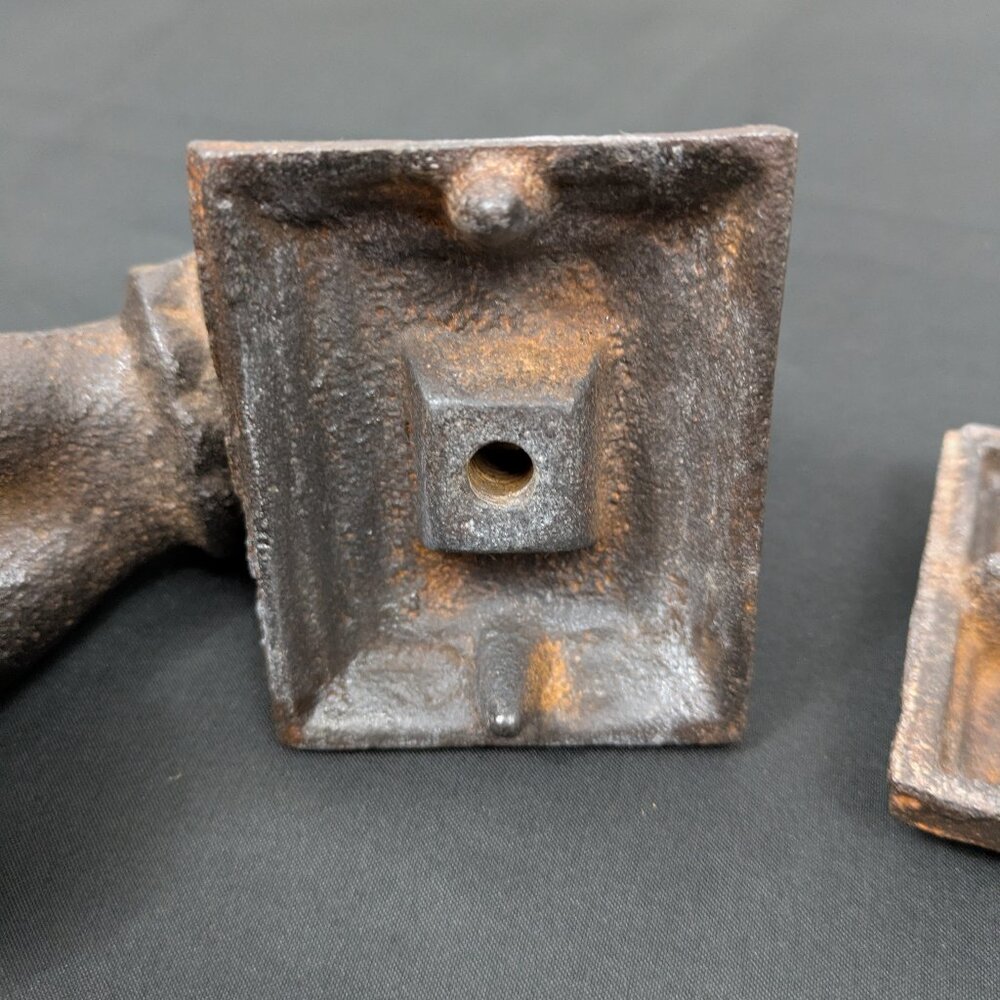 Antique Cast Iron Door Knocker - Picture 7 of 10